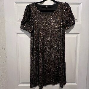 Cable and Gauge Size M Gold Sequin Dress